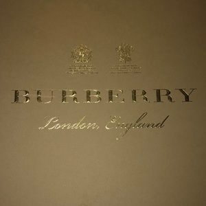 Burberry onesie (unisex)  the perfect gift🎁